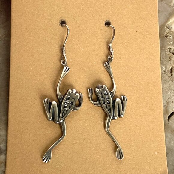Sterling Silver 925 2.16" Jumping Tree Frog Amphibian Dangle Drop Earrings - Picture 10 of 15
